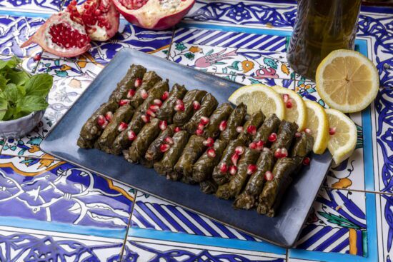 ورق العنب بدبس الرمان - شيف سلمى سليمان